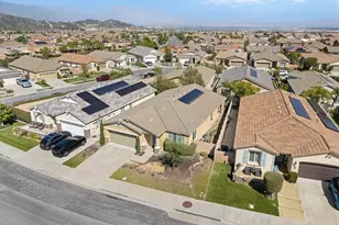 18037 Milkweed Ln, San Bernardino, CA 92407 - Photo 4