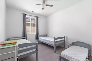18037 Milkweed Ln, San Bernardino, CA 92407 - Photo 12