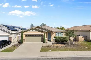 18037 Milkweed Ln, San Bernardino, CA 92407 - Photo 2