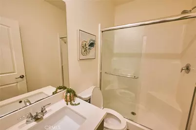 16020 Huckleberry Ave, Chino, CA 91708 - Photo 32