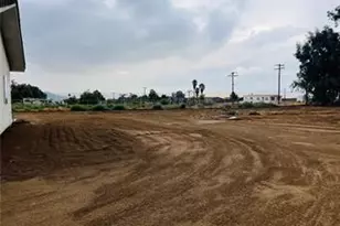 31792 Meadow Blossom, Nuevo, CA 92567 - Photo 6