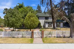 2132 Chester, Bakersfield, CA 93304 - Photo 4