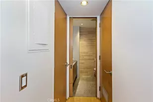 7250 Franklin Ave, Los Angeles, CA 90046 - Photo 14