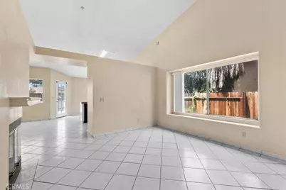 15061 Fuchsia Court, Fontana, CA 92336 - Photo 6