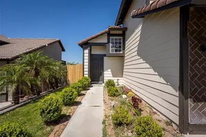 6386 N Beechwood Avenue, San Bernardino, CA 92407 - Photo 4