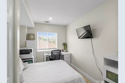 16938 Fern, Fontana, CA 92336 - Photo 20
