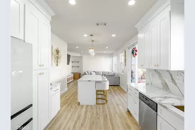 16938 Fern, Fontana, CA 92336 - Photo 10