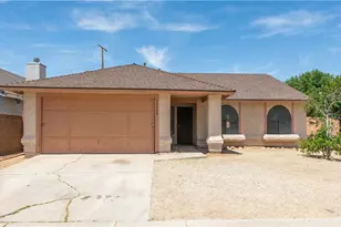 45539 York Pl, Lancaster, CA 93534 - Photo 2