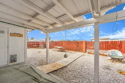 13378 Paramount Road, Phelan, CA 92371 - Photo 10