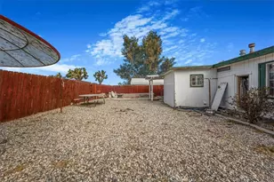 13378 Paramount Rd, Phelan, CA 92371 - Photo 54