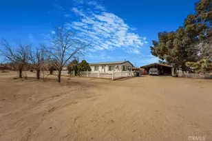 13378 Paramount Rd, Phelan, CA 92371 - Photo 32