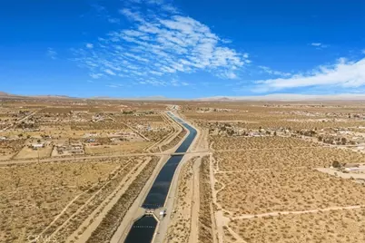 13378 Paramount Road, Phelan, CA 92371 - Photo 42