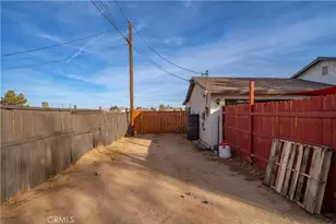 11581 4th Ave, Hesperia, CA 92345 - Photo 6