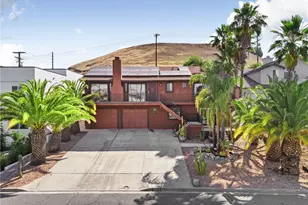 28850 Vacation Dr, Canyon Lake, CA 92587 - Photo 2