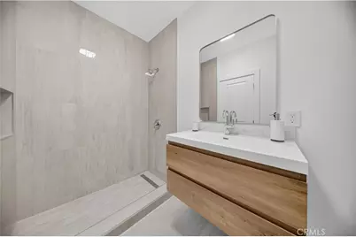 1305 W 46th, Los Angeles, CA 90037 - Photo 18