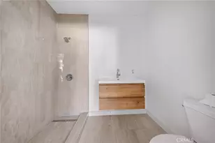 1305 W 46th, Los Angeles, CA 90037 - Photo 8