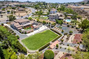18309 Hollowtree, Riverside, CA 92504 - Photo 24