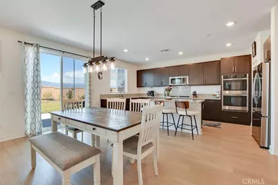 2573 Hannah Creek Lane, Rialto, CA 92377 - Photo 20