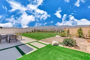 2573 Hannah Crk Ln, Rialto, CA 92377 - Photo 34