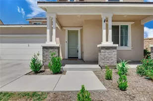 2573 Hannah Crk Ln, Rialto, CA 92377 - Photo 6