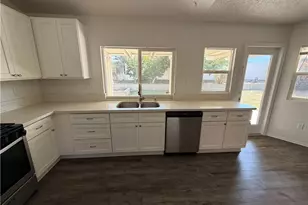 30957 Greensboro Dr, Temecula, CA 92592 - Photo 12