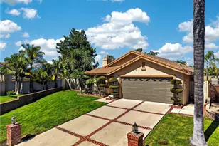 1389 Sonnet Hill, Corona, CA 92881 - Photo 4