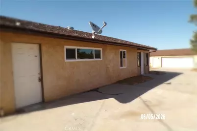 8309 Langdon, Hesperia, CA 92345 - Photo 4