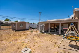 15921 Pine St, Hesperia, CA 92345 - Photo 42