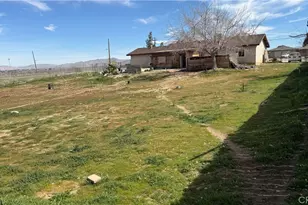 11890 Jacaranda, Hesperia, CA 92345 - Photo 6