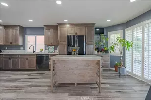 1199 Runaway Cir, Colton, CA 92324 - Photo 6