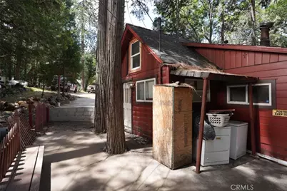 25020 Moon Drive, Crestline, CA 92325 - Photo 4