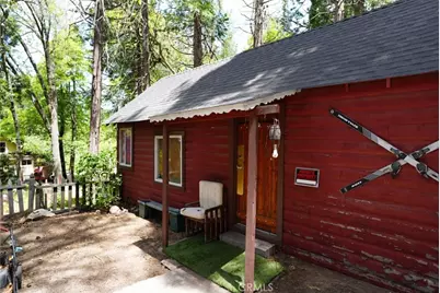 25020 Moon Drive, Crestline, CA 92325 - Photo 2