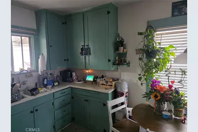 9726 Bowman, South Gate, CA 90280 - Photo 8