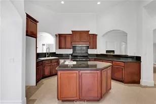 16233 Ridge View Dr, Apple Valley, CA 92307 - Photo 12