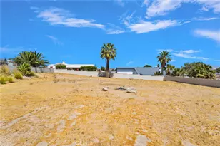 16245 Ridge View Dr, Apple Valley, CA 92307 - Photo 6