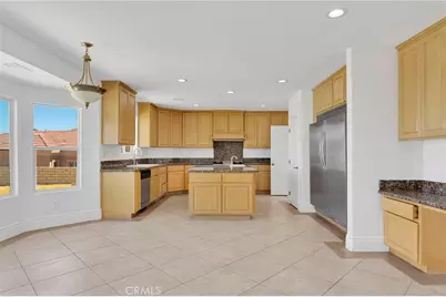 16245 Ridge View Drive, Apple Valley, CA 92307 - Photo 24