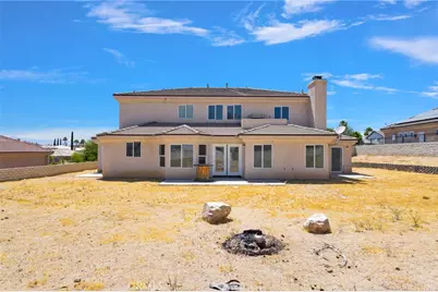 16245 Ridge View Drive, Apple Valley, CA 92307 - Photo 8