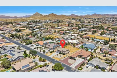 16245 Ridge View Drive, Apple Valley, CA 92307 - Photo 70