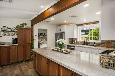 1706 Berkeley, Pomona, CA 91768 - Photo 16
