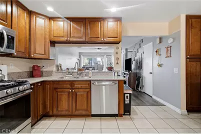 1101 W Francis #G, Ontario, CA 91762 - Photo 14