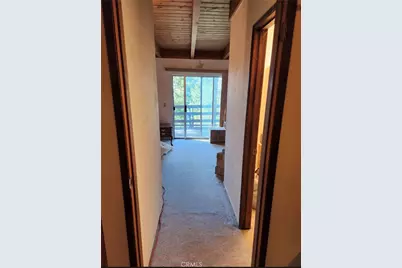 24066 Lakeview Drive, Crestline, CA 92325 - Photo 16