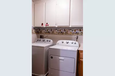 13687 Dellwood, Victorville, CA 92392 - Photo 24