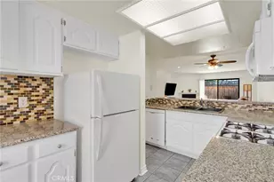 9906 Owensmouth, Chatsworth, CA 91311 - Photo 12