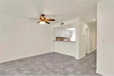 9906 Owensmouth #14, Chatsworth, CA 91311 - Photo 4