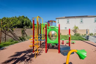 214 Bonita Lane, Rialto, CA 92376 - Photo 40