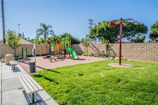 214 Bonita Ln, Rialto, CA 92376 - Photo 42