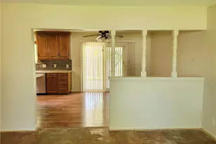 12404 Basye, El Monte, CA 91732 - Photo 4