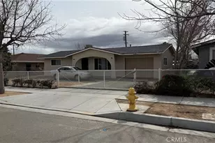 16087 Spruce, Hesperia, CA 92345 - Photo 1