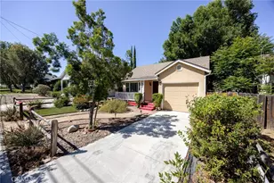306 S Center, Redlands, CA 92373 - Photo 2