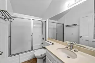 557 E Verdugo Ave, Burbank, CA 91501 - Photo 12